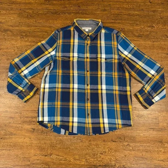 OUTERKNOWN Blue Plaid Outdoor Button Up Blanket Flannel Shirt Shacket Men's 2XL - Picture 2 of 9